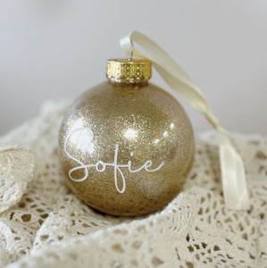 Kerstbal-met-naam-gouden-glitters